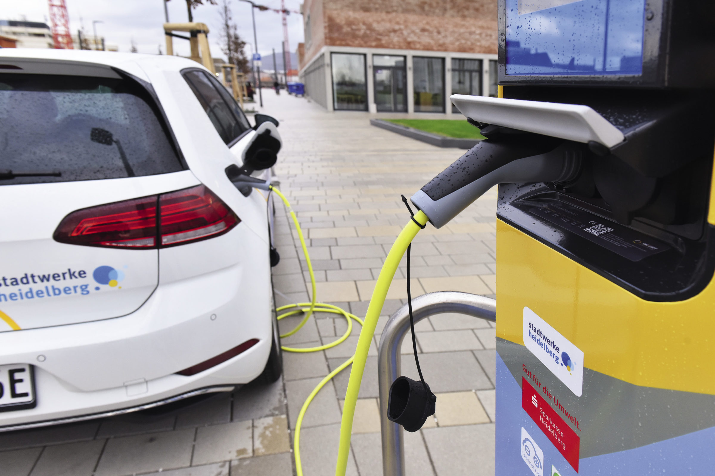 Electric vehicle announcements point way ahead for UK transport with