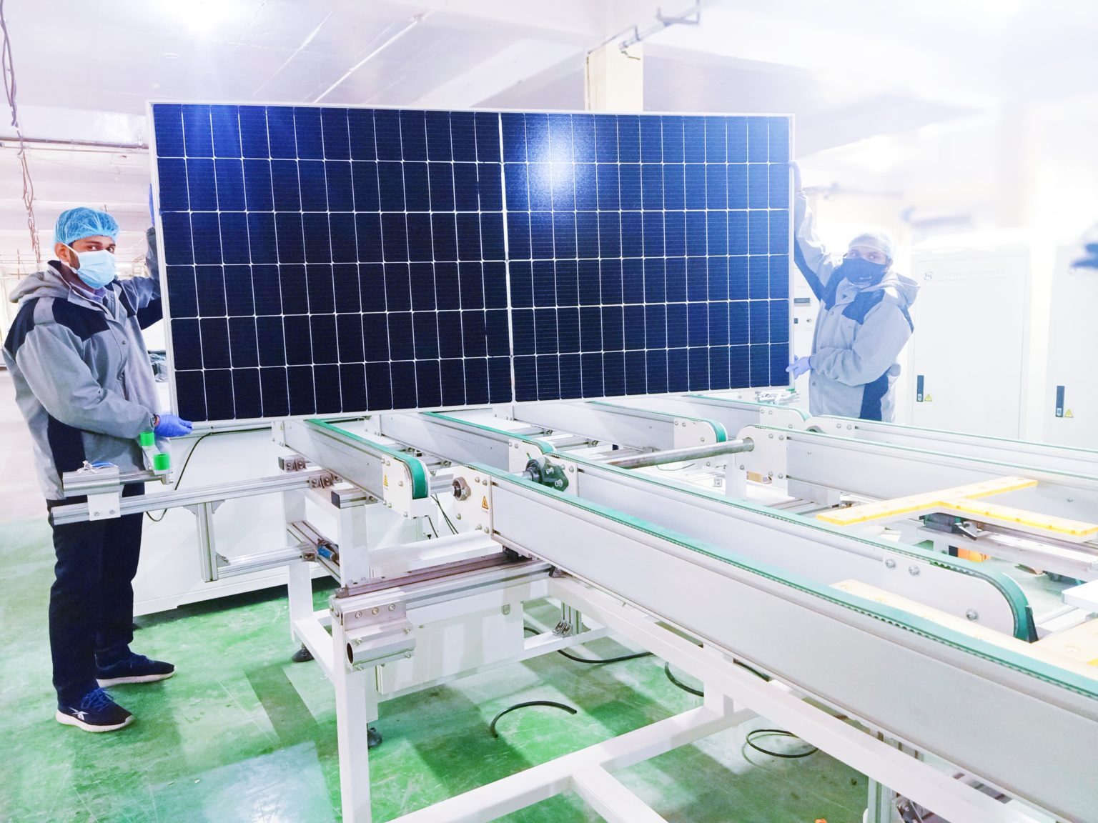 Saatvik Green secures 1 GW solar module order