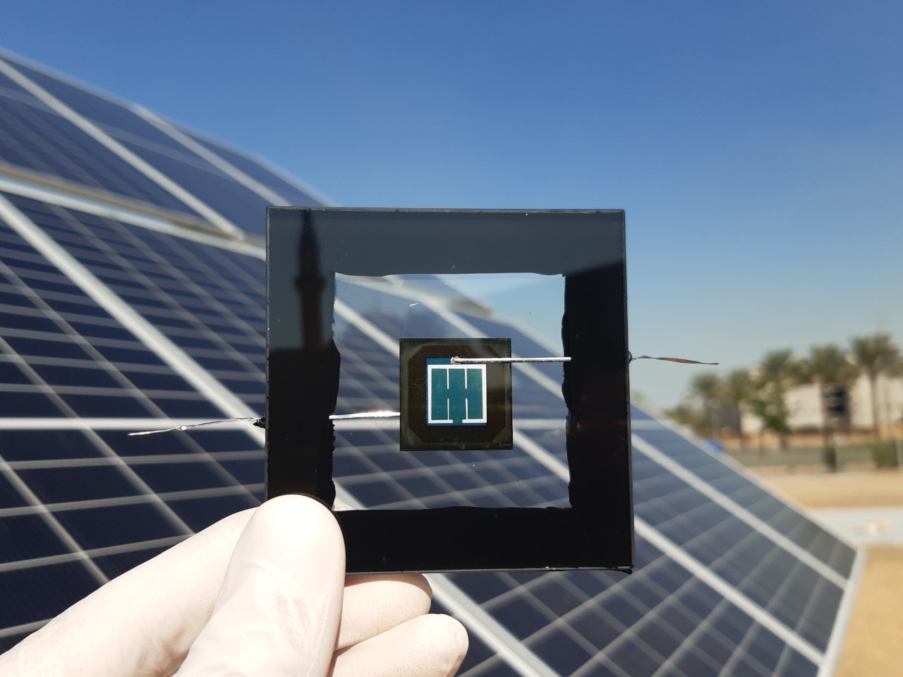 Tandem Perovskite-silicon Solar Cells Retained 80% Of Efficiency After ...