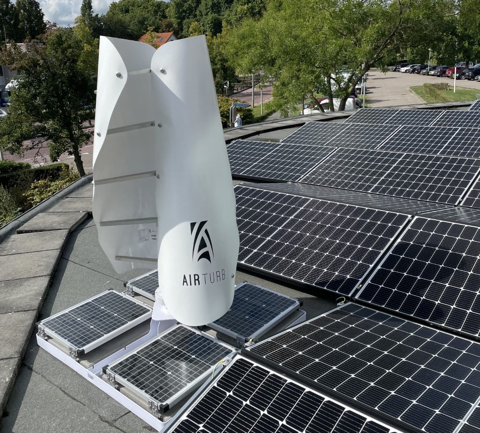 Hybrid Solar & Wind Kit for the Home