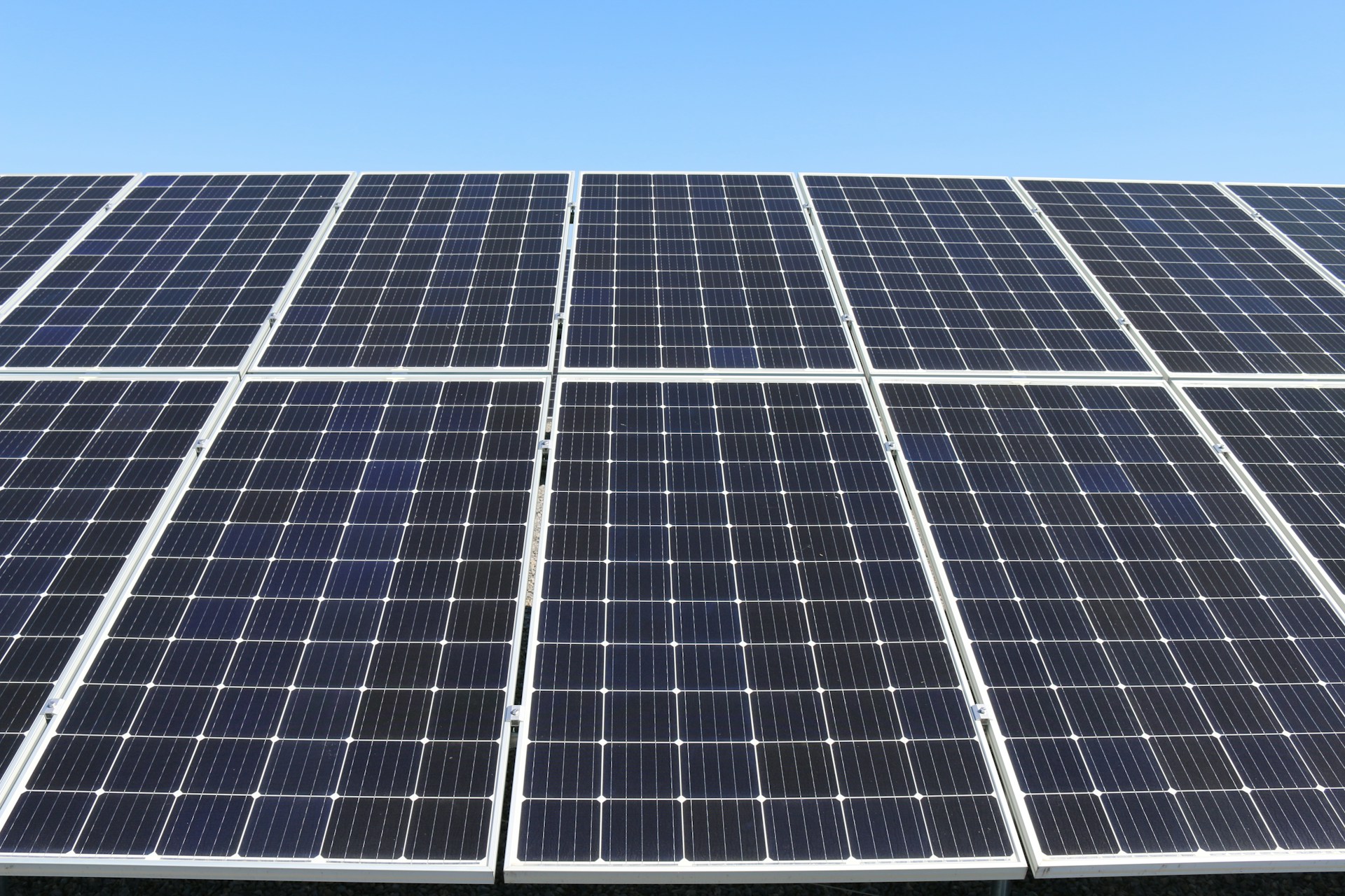 Romania finances 1.5 GW solar panel factory