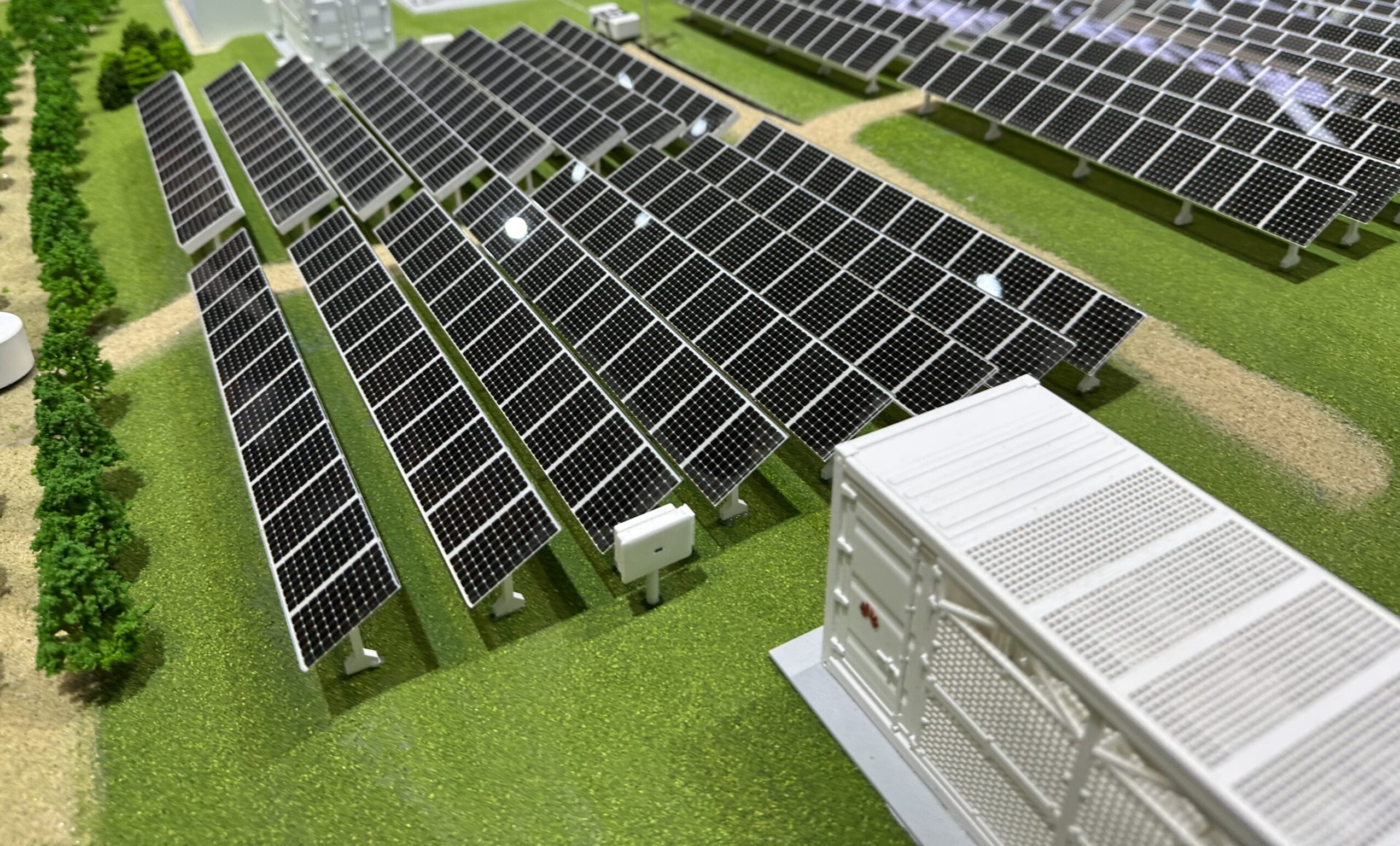 Australian researchers question lack of solar microgrids in remote areas